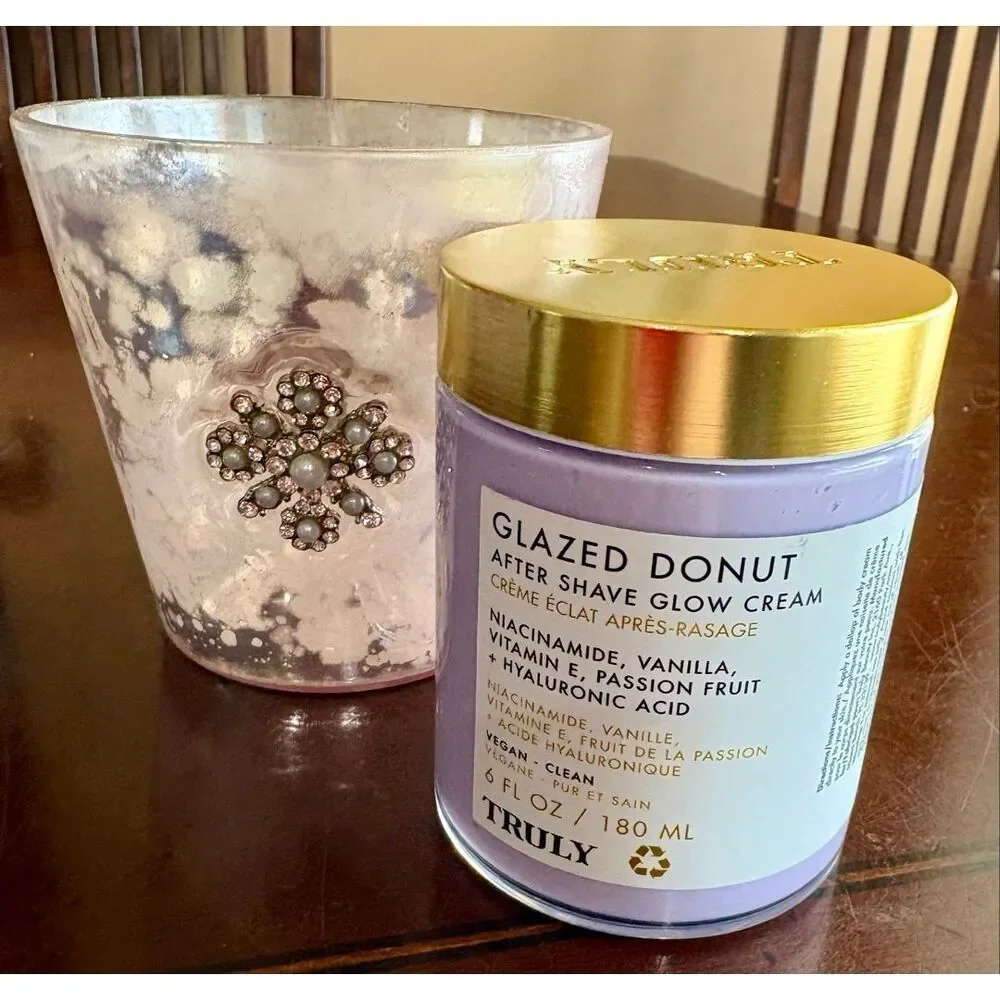 TRULY BEAUTY - NEW Glazed Donut After Shave Glow Cream, 6 oz. No Box - UNISEX